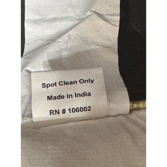 Decorative pillow by coastal collections - Picture 4 of 4